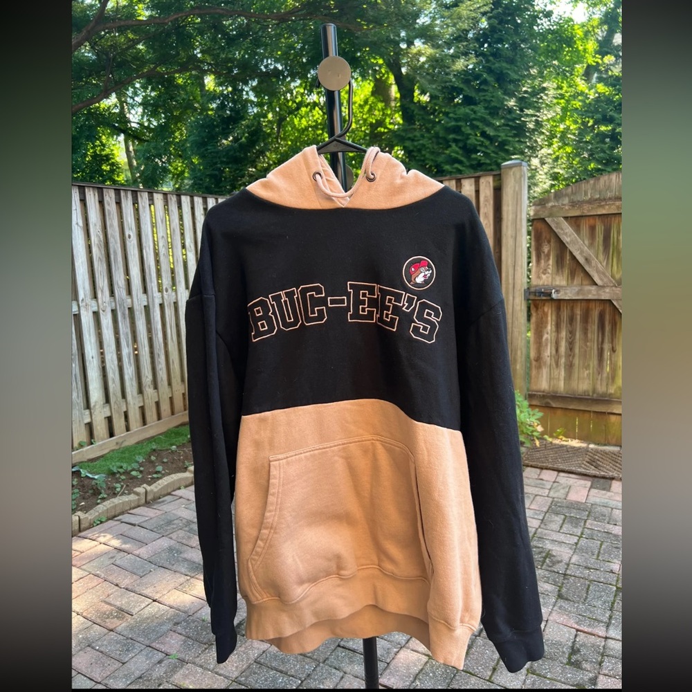 BUC-EE'S Sweatshirt Unisex Large Pullover Hoodie EUC